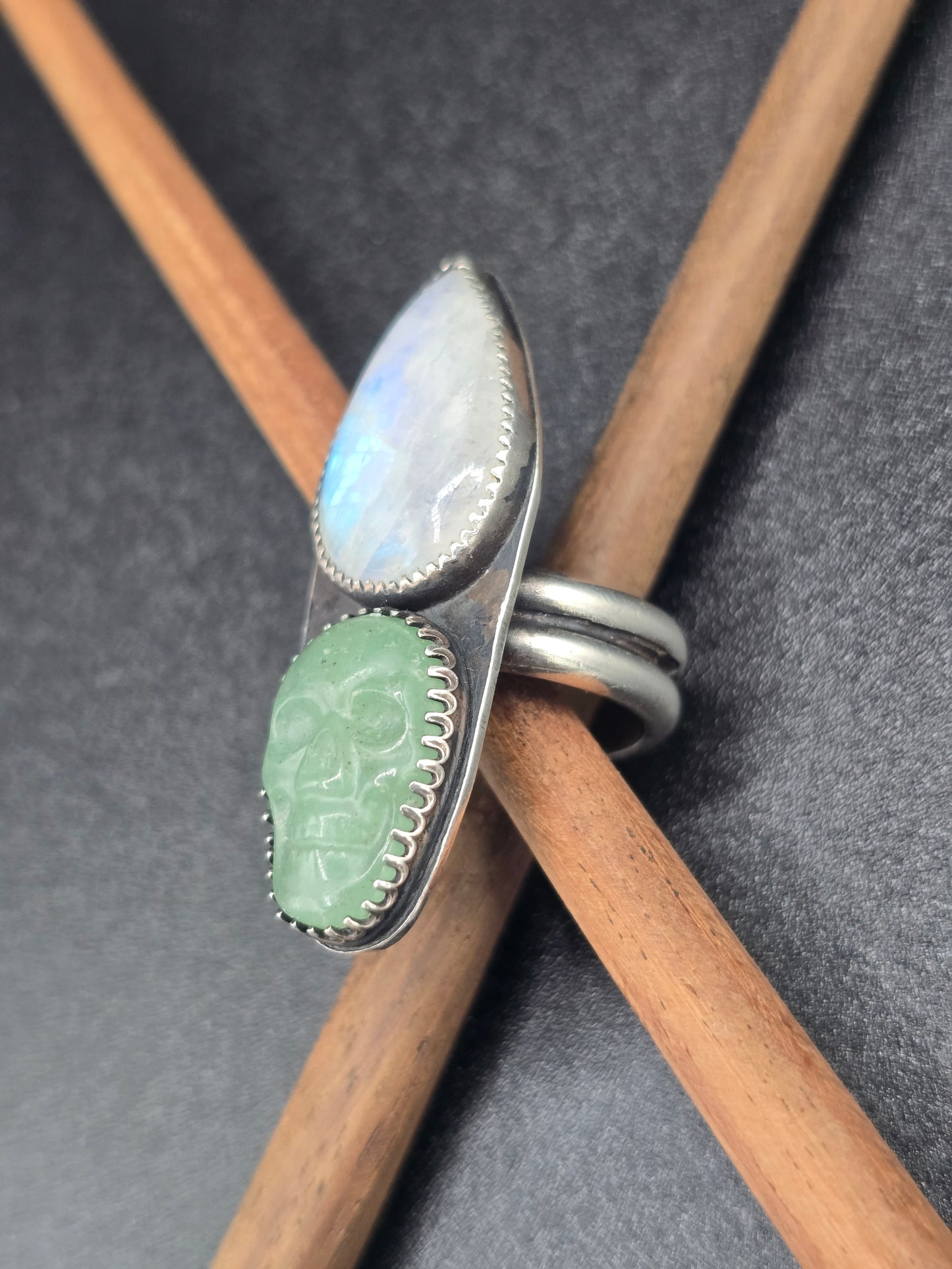 Size7 Aventurine Skull & Teardrop Moonstone 925